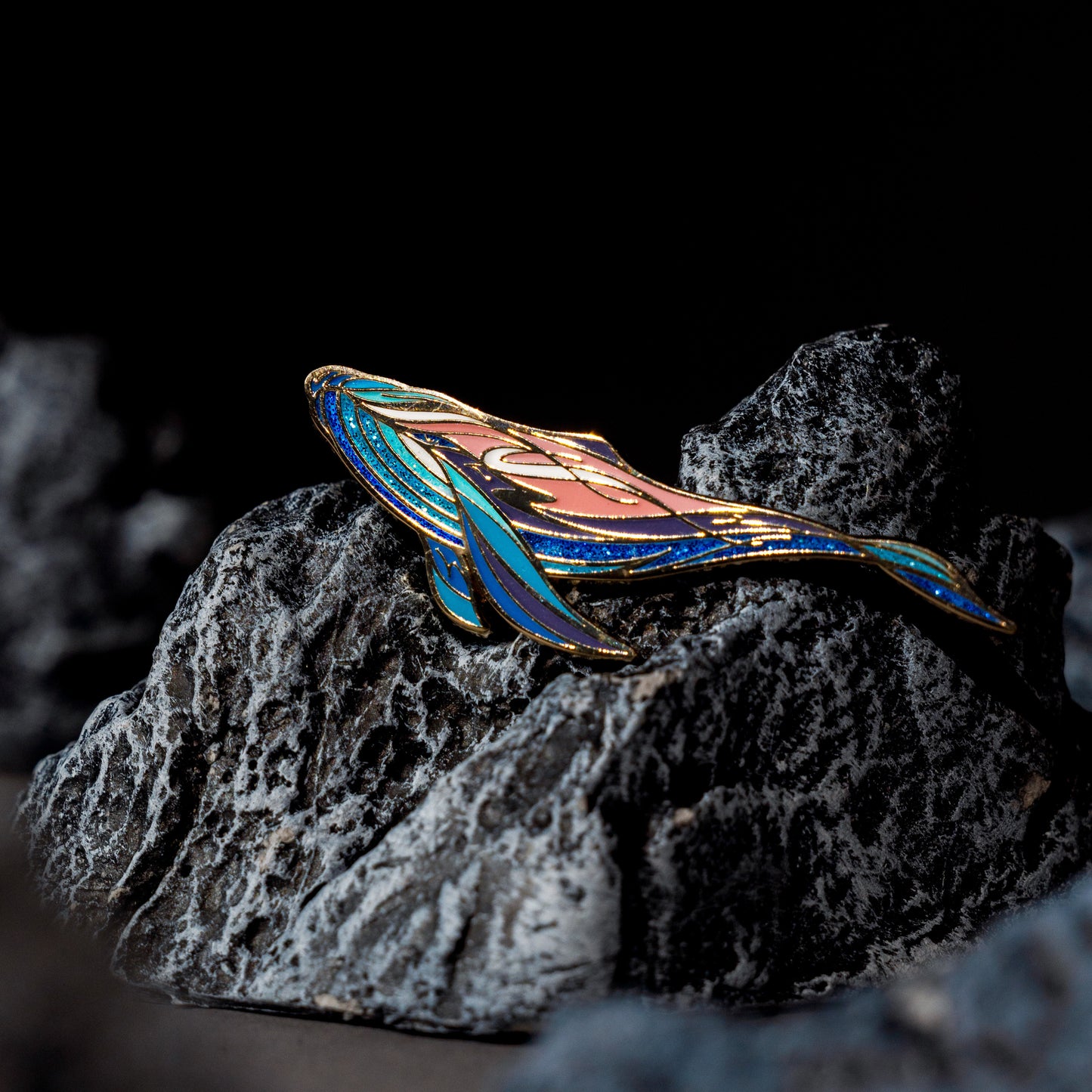 Messenger Mural Pin
